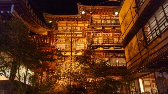 千と千尋の神隠し 温泉 長野県 金具屋