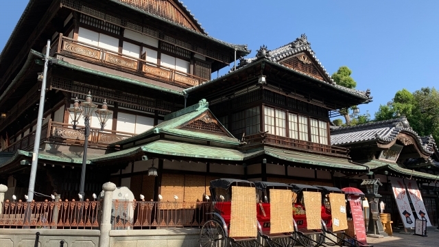 千と千尋の神隠し 温泉 愛媛県 道後温泉